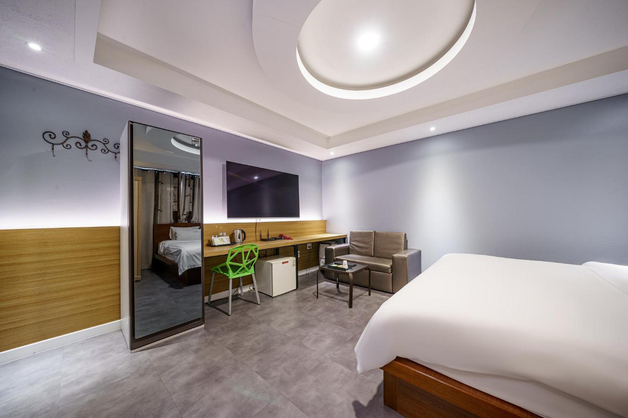 Hotel New Evergreen Mokpo Extérieur photo