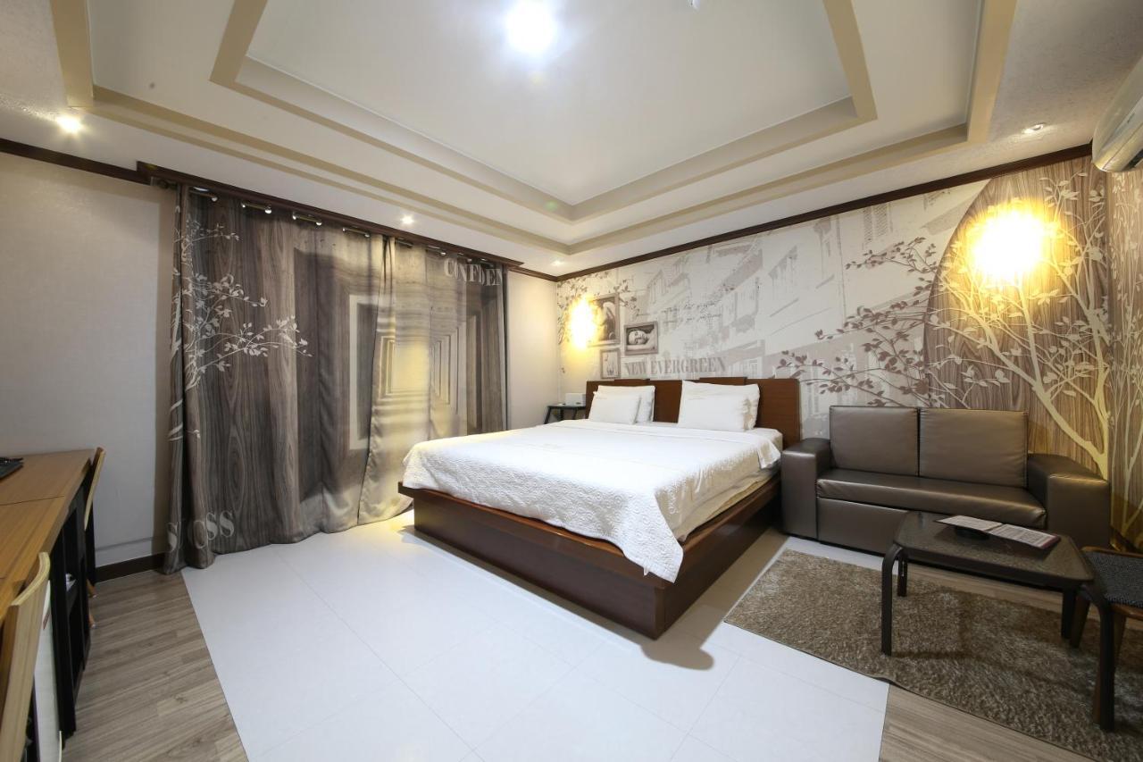 Hotel New Evergreen Mokpo Extérieur photo